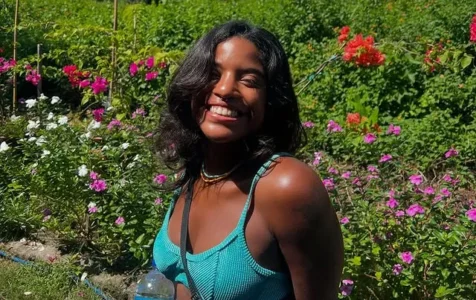 Alpinista que ajudou no resgate de Juliana Marins exibe acampamento e equipamentos na Indonésia; vídeo