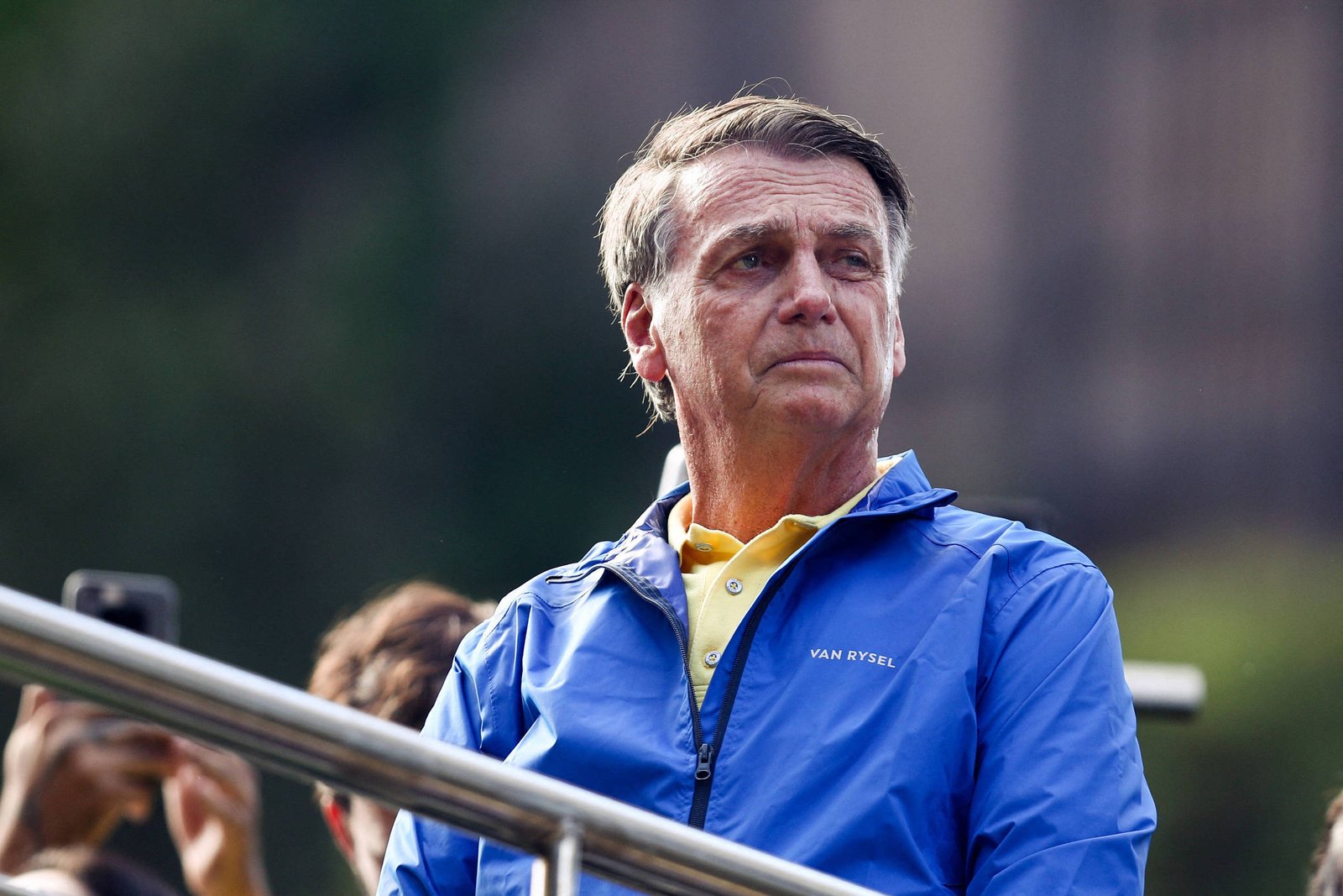 Bolsonaro reconsidera após afirmar desejo de influenciar além do próximo presidente