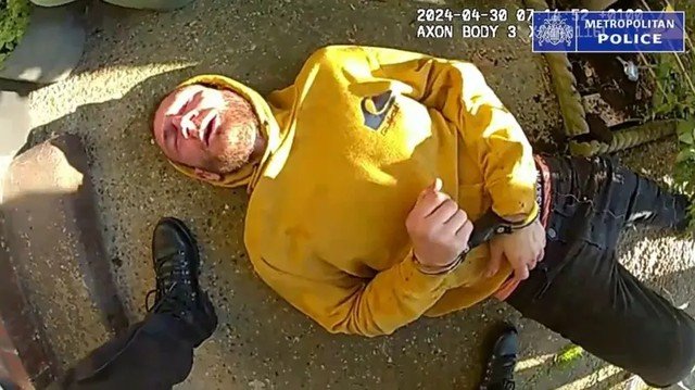 Brasileiro é condenado a décadas de prisão por matar adolescente com espada em Londres