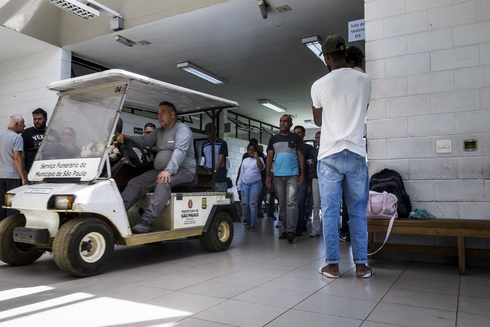 Concessionárias de serviços funerários em SP combatem empresas clandestinas