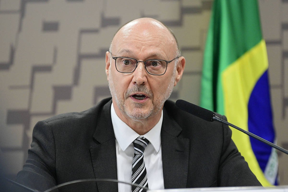 Congresso considera convocar Rui Costa para discutir Abin paralela