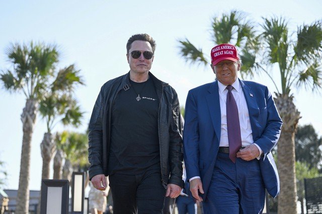 Desentendimento entre Trump e Musk avança com ameaça de deportação.