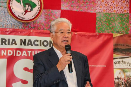 Fundação Perseu Abramo lança livro para apoiar a militância do PT