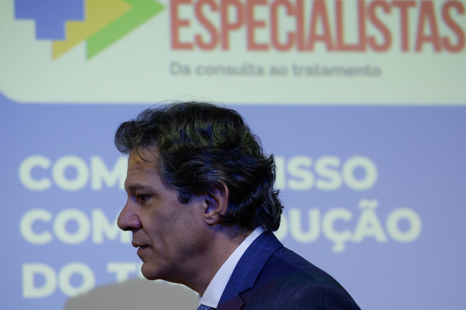 Haddad sob pressão após choque com o Congresso