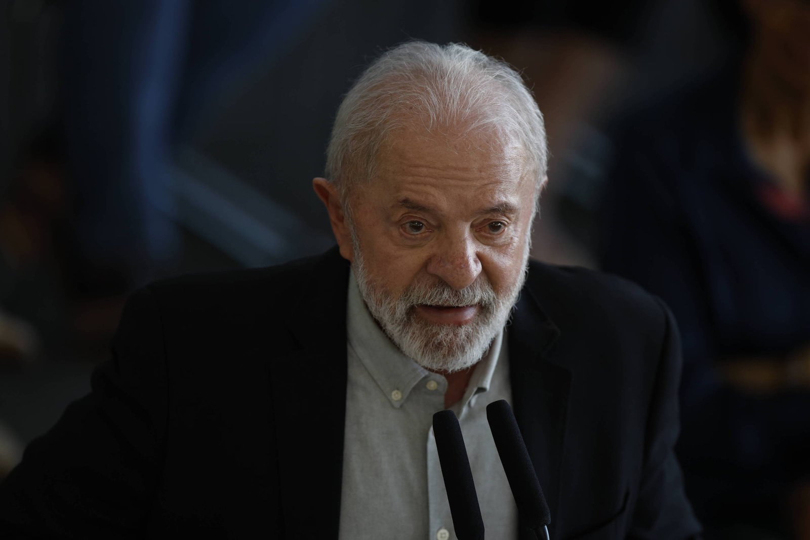 Lula chama Bolsonaro de covarde e afirma que nunca pediria anistia antes de ser condenado