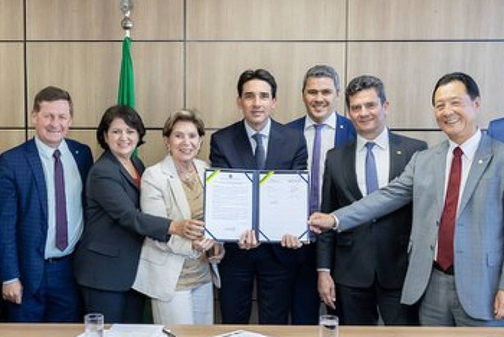 Moro agradece ministro de Lula por 'importantes investimentos' no PR