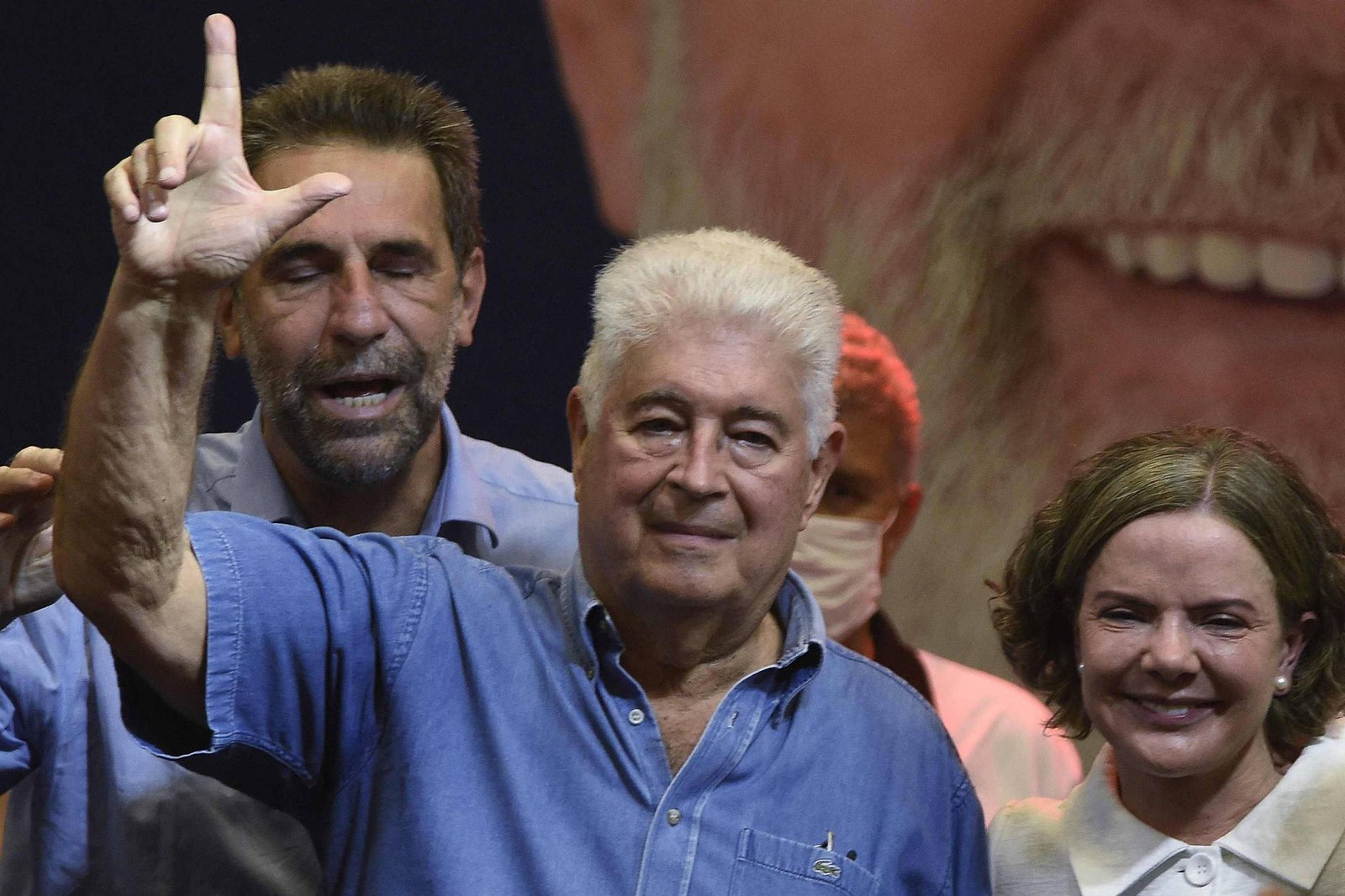 PDT acolherá ex-governador Requião, crítico da gestão Lula